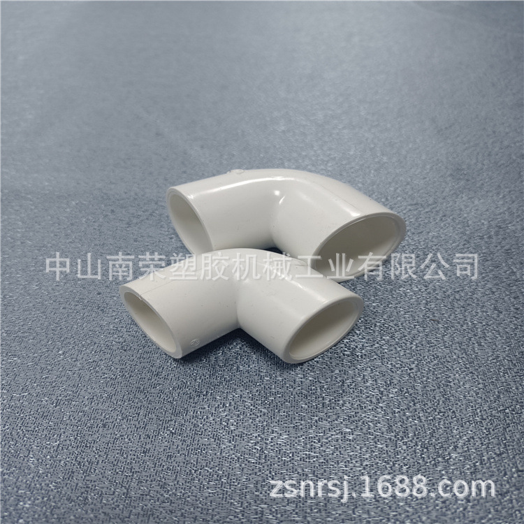 广东厂家零售批发供应英标BS3505白色UPVC给水管塑胶配件90度三通