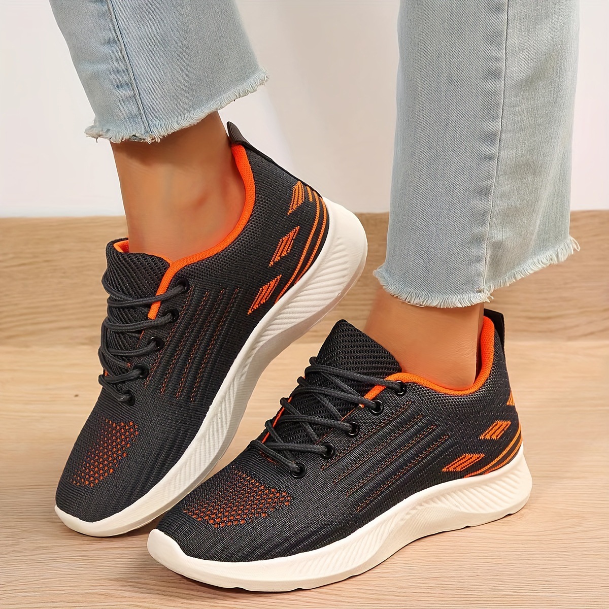 Women's Casual Solid Color Round Toe Sports Shoes display picture 5