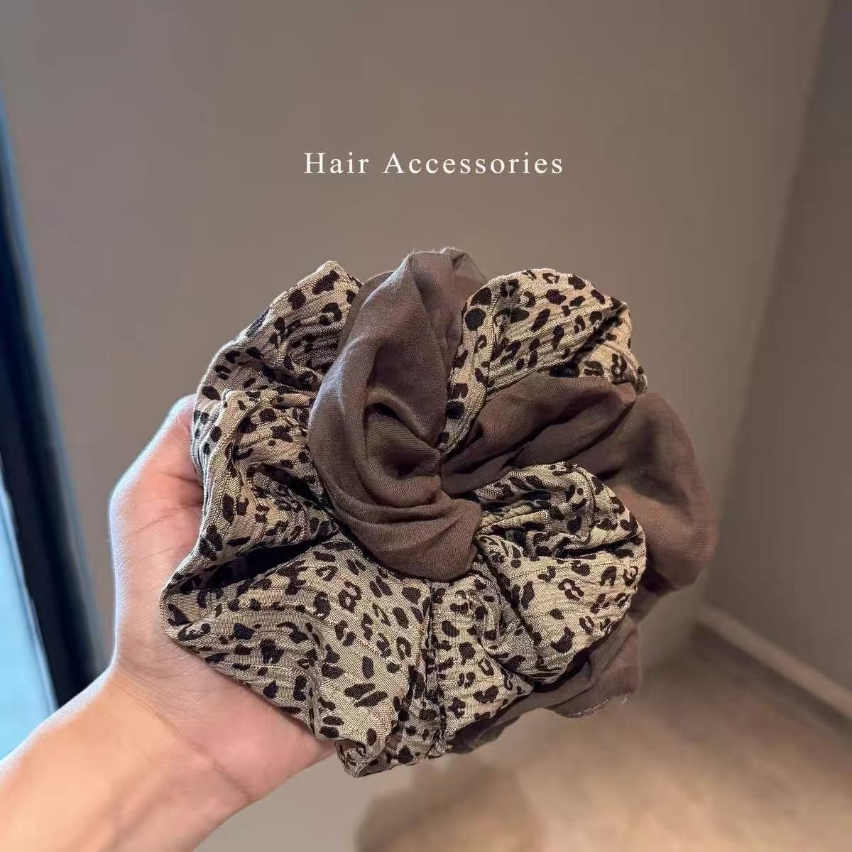 Coletero Scrunchie para Cabello de Tela Artesanal para Peinados image 26