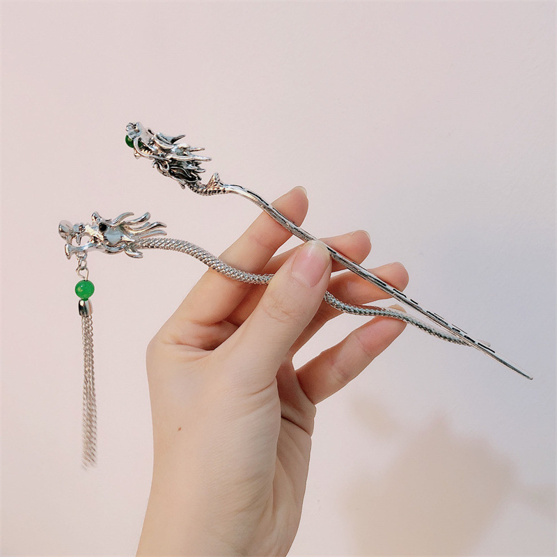 Nuevo estilo chino de metal dragón pinzas de cabello de alta sensación diaria pinzas de cabello de cabello chino Zodiac año dragón pinzas de cabello al por mayor