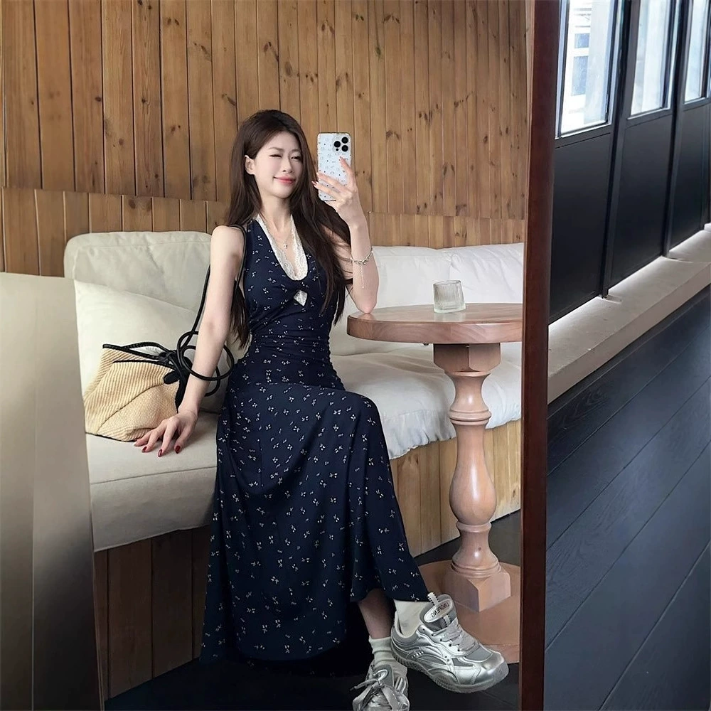 2025 новый дизайн для похудения талии, праздничная длинная юбка с бретелькой на шее и v-образным вырезом, французское кружевное платье с цветочным принтом для женщин