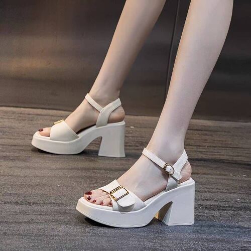 High-heeled women's waterproof platform sandals with thick soles for summer outdoor wear, showcasing long legs in 2025