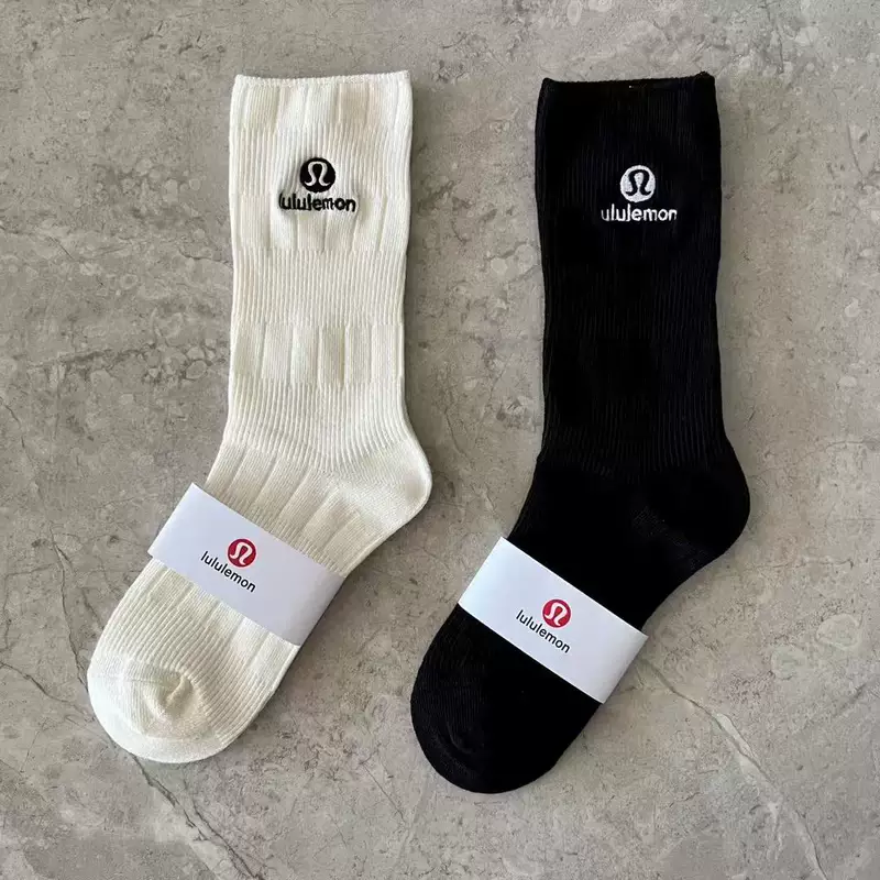 Новые женские носки Lululemon с двойной строчкой, вышивкой, впитывающие, средняя и высокая трубка хлопковые носки, собранные