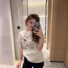 2025早春新型南油Dioカジュアルレトロゆるい蝶プリント綿質丸襟tシャツ上着女