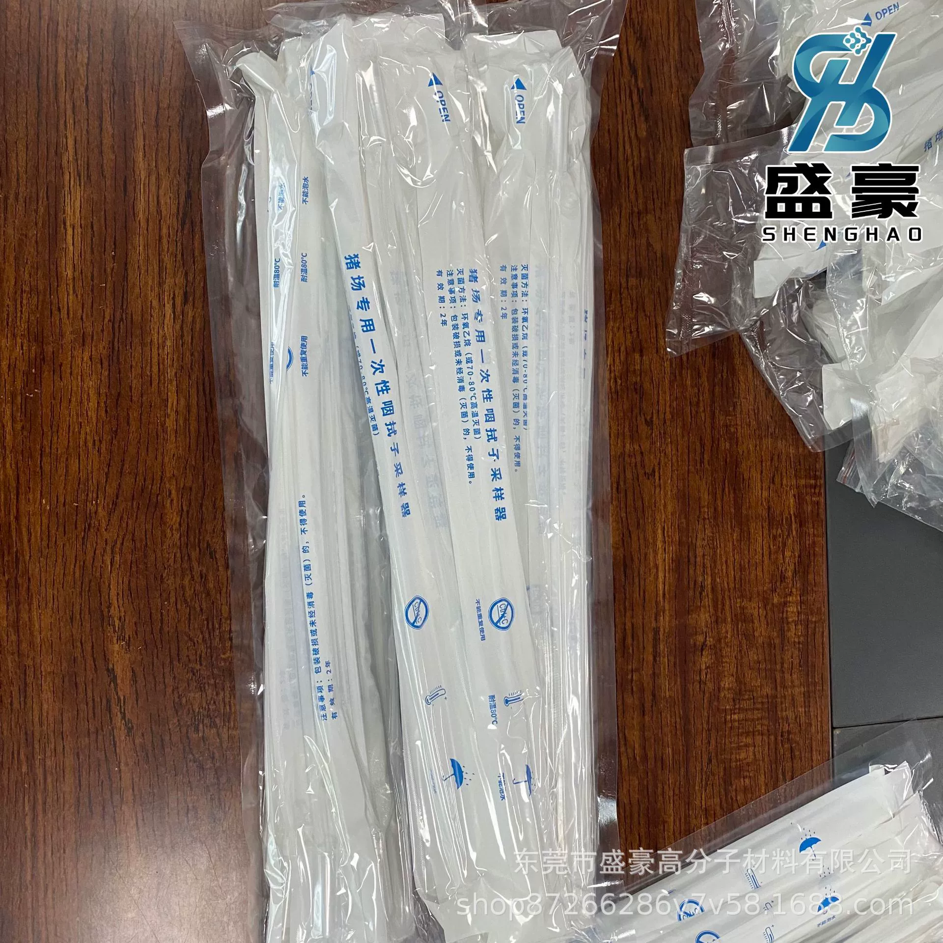 Одноразовый глоточный тампон для забора проб на свинофермах