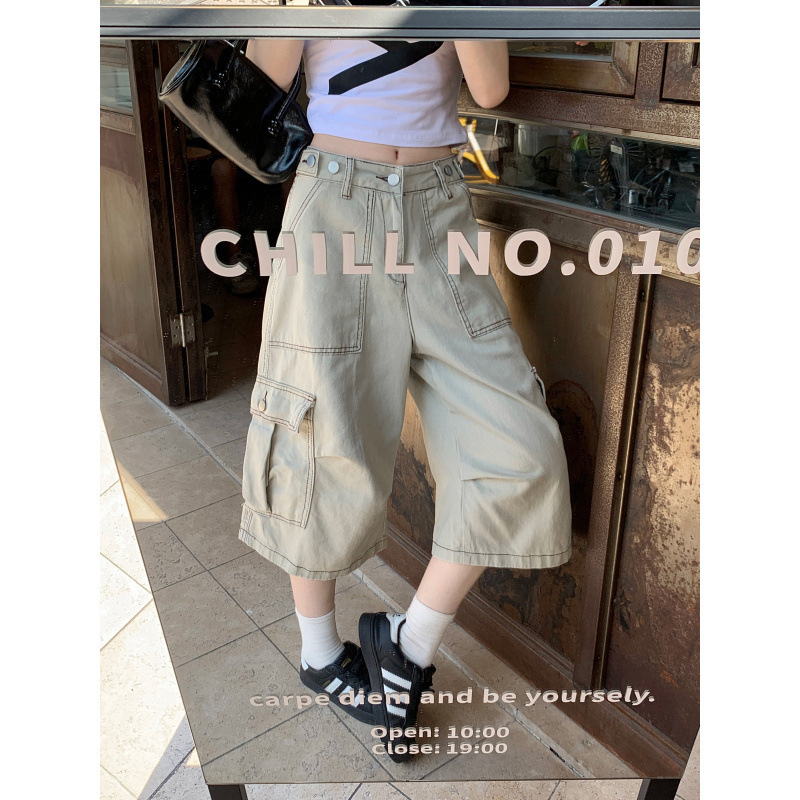 Real Shot of Plus-Size Washed Multi-Pocket Cargo Denim Cropped Pants for Women, Street Style, Straight Loose Wide-Leg Mid-Length Pants Trendy