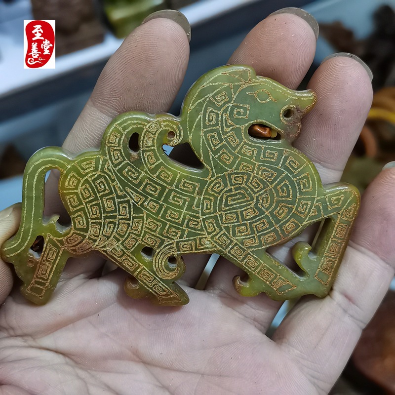 玉石仿古玉老玉天然岫玉雕客厅装饰摆件62明文奔马