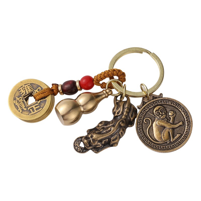 Latón fu personaje doce Zodiaco tarjeta llavero cuerda amarilla cinco emperador Qian Xiangyun Xiaoxiao Yiwu pequeña fábrica de productos básicos al por mayor