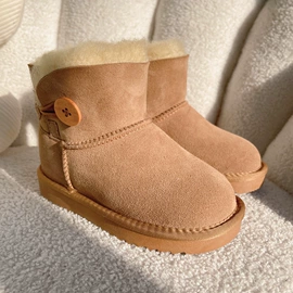 女式雪地靴;平底拖鞋;坡跟拖鞋