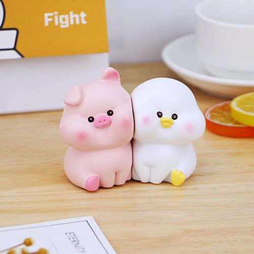 Sticky little animal ornaments, cute car-mounted car office desktop decorations, healing and decompressing girl's heart gifts