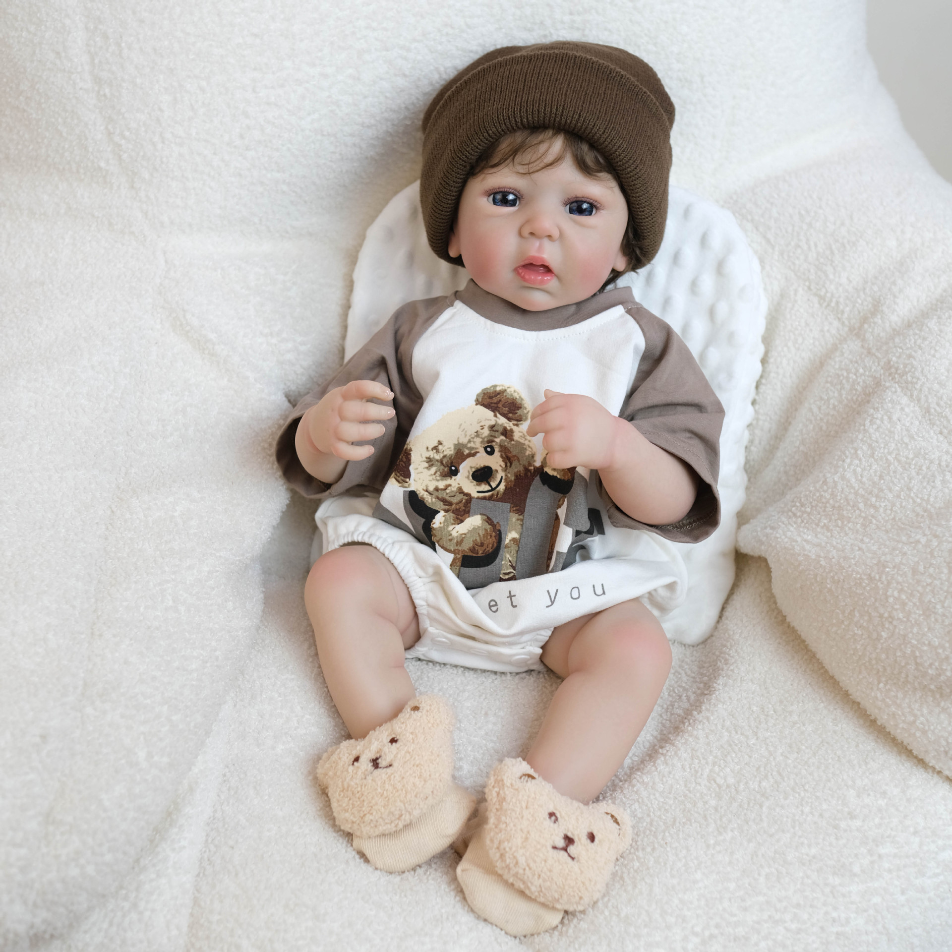 19 pulgadas oso gris, muñeca de simulación Abigai renacimiento para acompañar a los niños regalos de cumpleaños de vacaciones