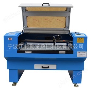 商标切割摄像头定位激光切割机自动识别激光切割机