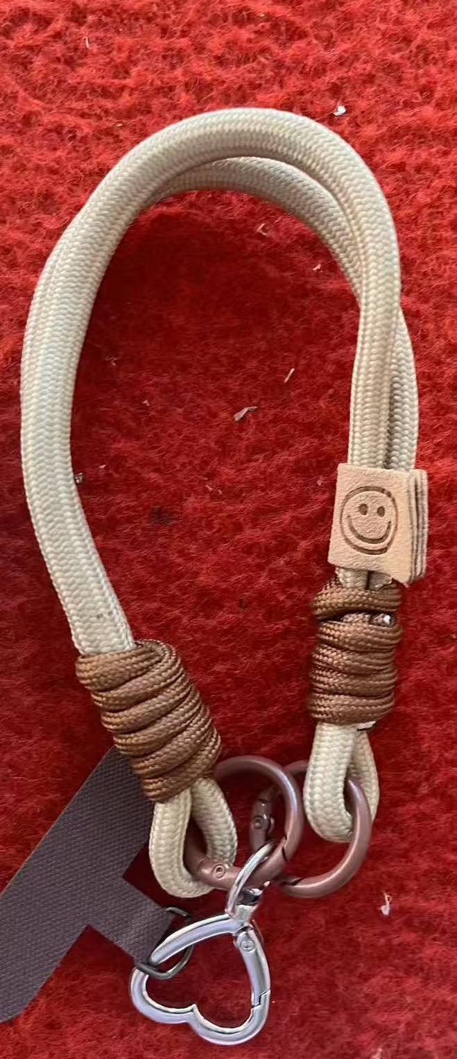 갈색+웃는 얼굴