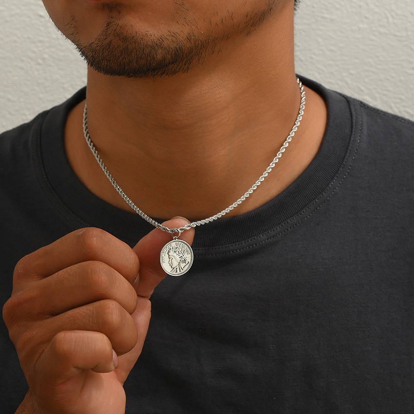 男士古巴不锈钢麻花链人头吊坠嘻哈个性毛衣链搭配A3373