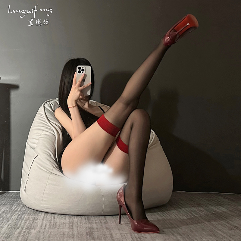 Lan Gui Spinning Net Red Sexy Contrast Color Stitching Red Edge Silk Stockings Ultra-thin Pure Over-knee Stockings Long Barrel Nightclub Silk Stockings 504
