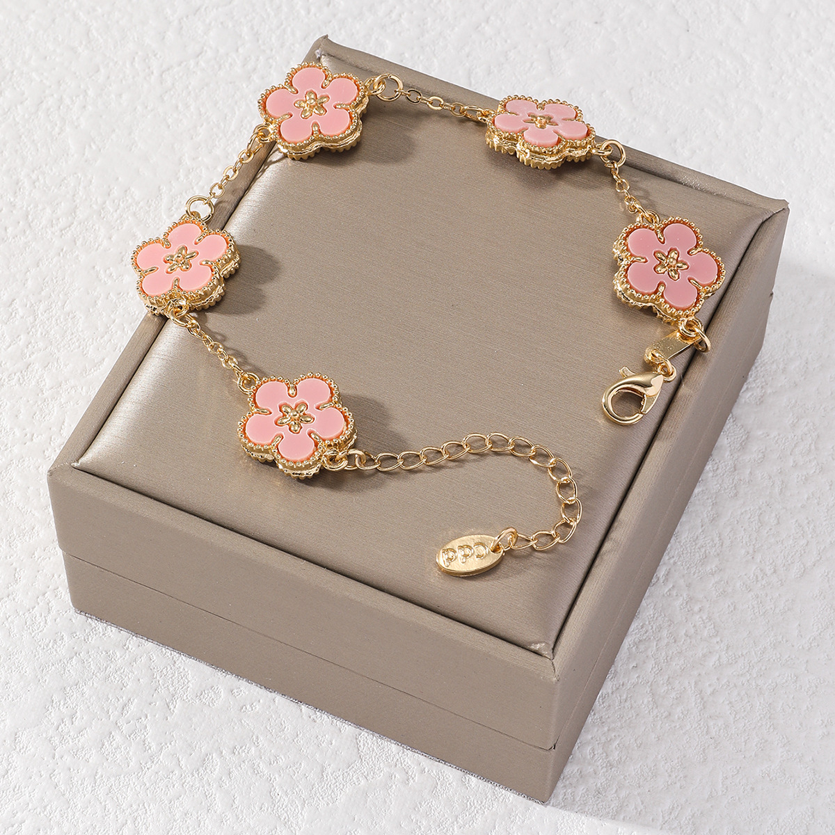 IG Style Sweet Flower Zinc Alloy Inlay Shell Women's Bracelets display picture 8