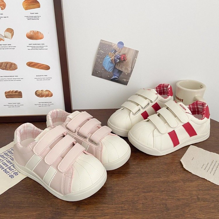 Zapatos deportivos de estilo japonés de estilo académico de velcro de mujer rojo blanco cuadrado interior de color contrastante retro zapatos blancos suaves