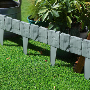 Plastic fence fence garden fence garden gardening fence Christmas Villa outdoor foldable small fence