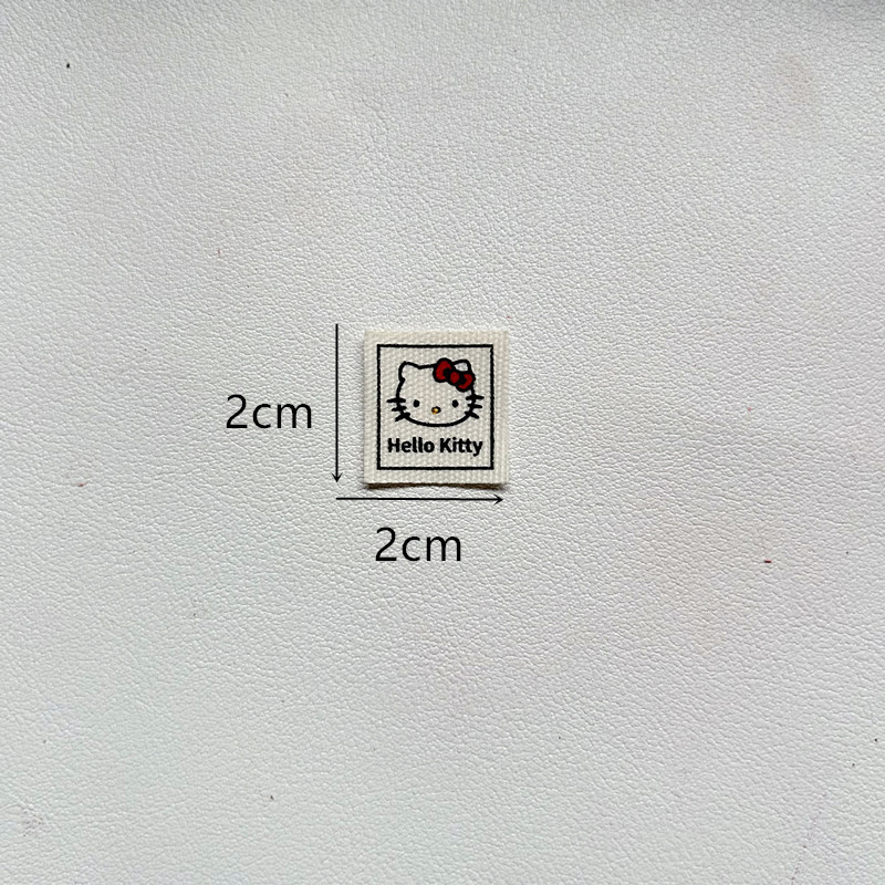 卡通可爱迷你小布标苹果表带布贴娃衣帽子小猫小熊标签diy小配件|undefined