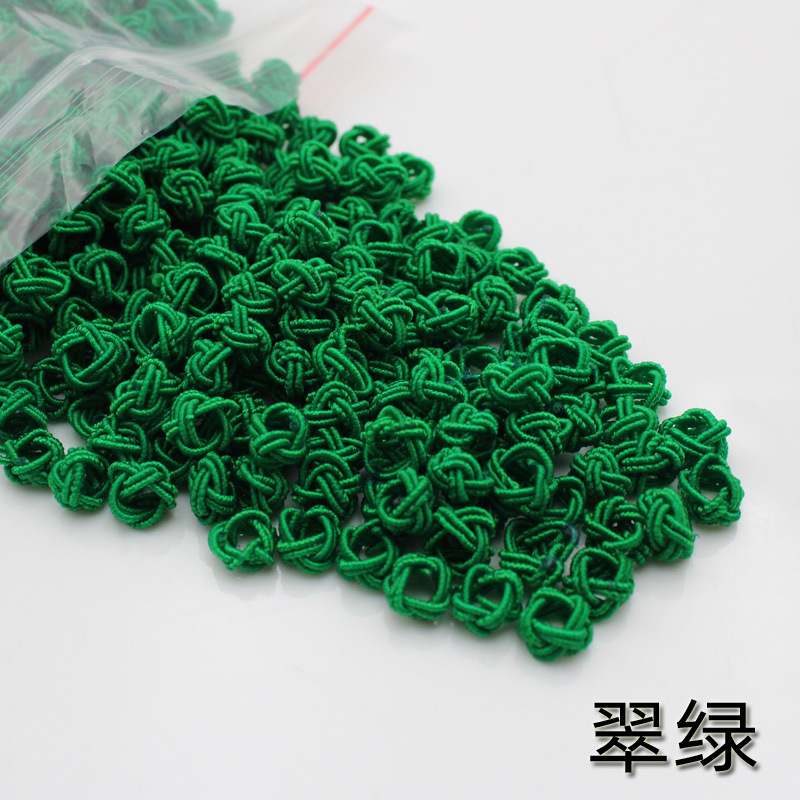 Venta al por mayor piña hebilla DIY material hecho a mano piña nudo chino nudo accesorios 6mm nylon piña nudo bolsa hebilla