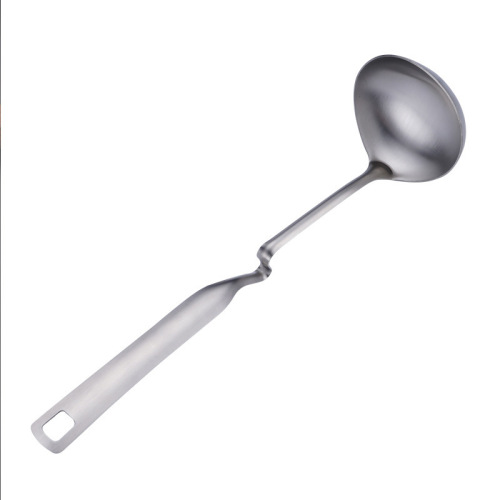 304 stainless steel oil separation spoon thickened wall-mounted oil soup colander creative kitchen oil filter hot pot oil spoon