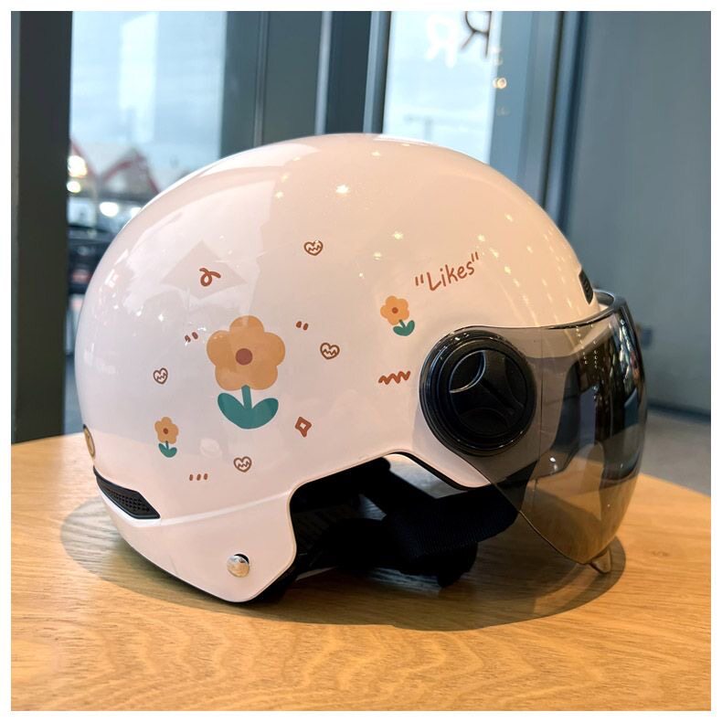 3C Certified Electric Vehicle Helmet for Women, Suitable for All Seasons, Sun Protection, National Standard Safety Helmet, Small Floral Design, Summer Half Helmet
