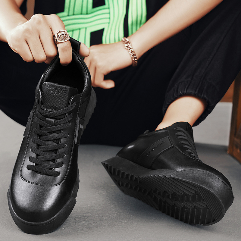 2025 Diseñador Four Seasons Black Samurai Zapatos Forrest Gump transpirables de cuero Ropa de trabajo al aire libre antideslizante Zapatos casuales para hombres de moda