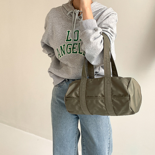  New Korean Casual Large Capacity Underarm Cylinder Bag Sports Portable Nylon Bag Solid Color Handbag Niche