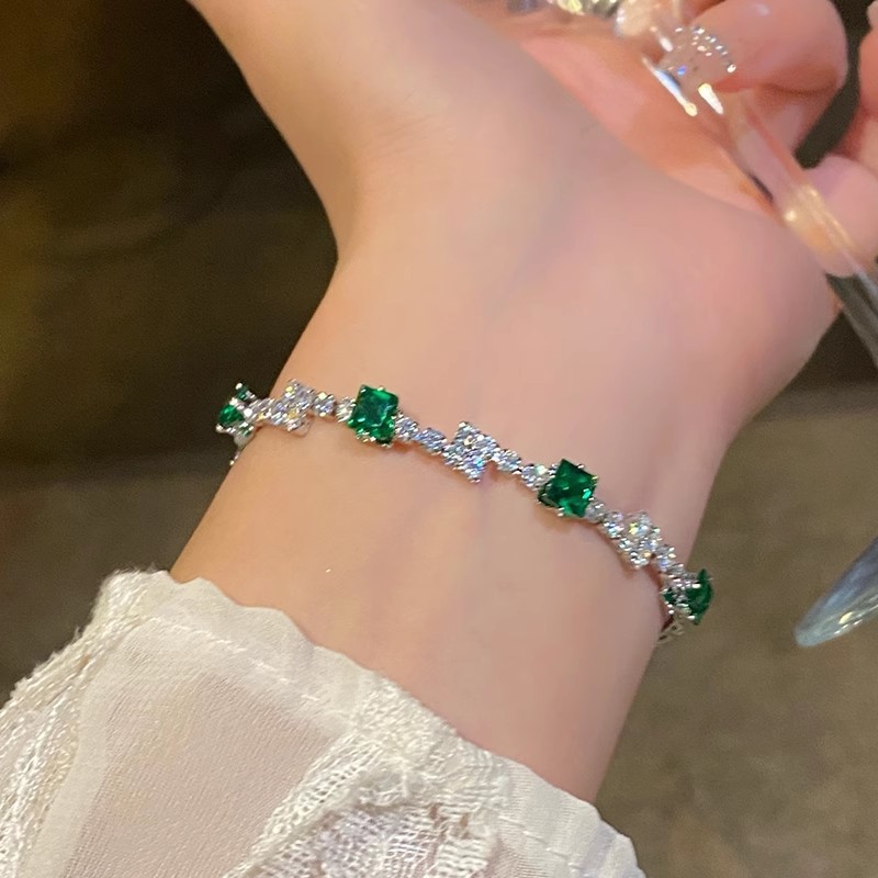 Emerald Fugitive Princess Bracelet Women's Square Full Diamond Bracelet Accessible Luxury Niche Bracelet Exquisite Bracelet Hand Jewelry