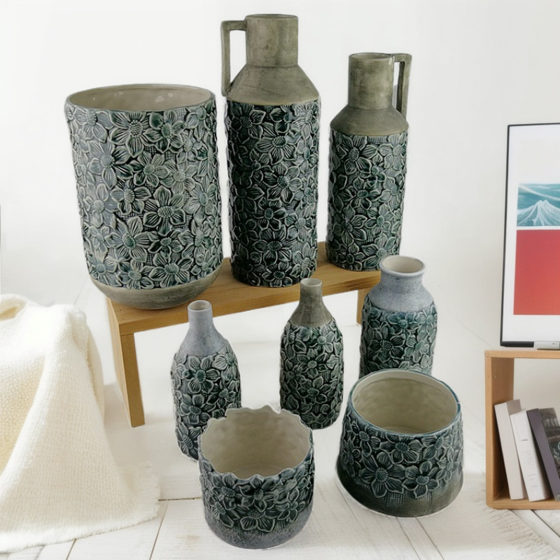 Palace European Ceramic Jarrón Vintage Jarrón Azul Arreglo floral Adornos decorativos Florero en relieve pintado a mano Florero