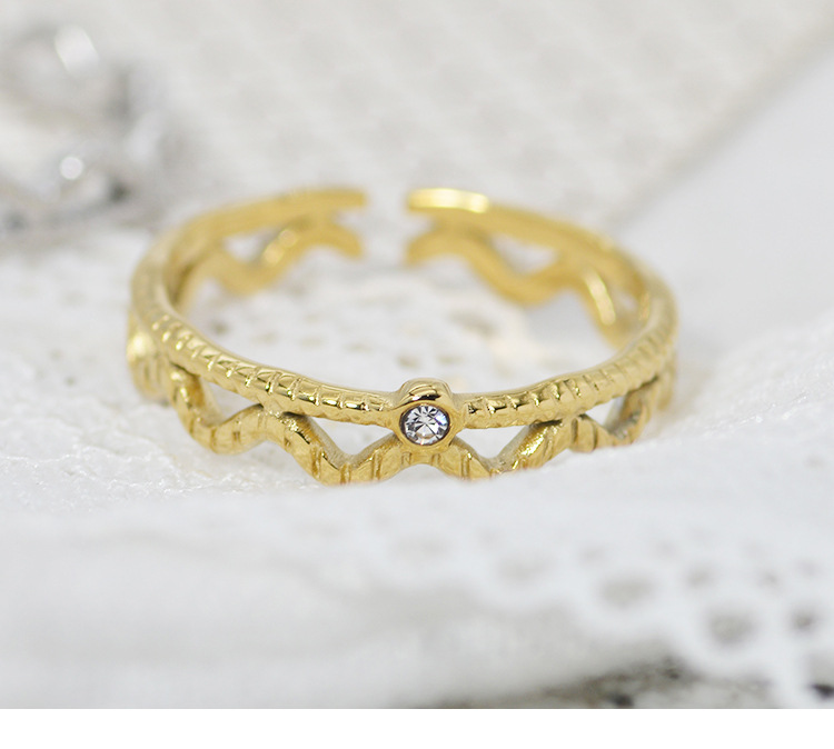 Bague Ouverte En Acier Au Titane Avec Motif En Chanvre Et Diamants En Dentelle display picture 3