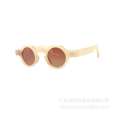 ��͸��̫����R�\�S����ɫţ��ǈA�ο��T�TAC�u����ƫ��ī�R