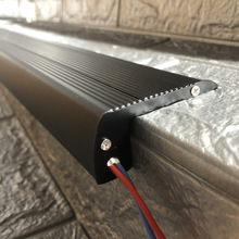 LED����̤�����۷�����ˮ���b���_�۸Б��X�Ͻ��̨�A���ݟ�