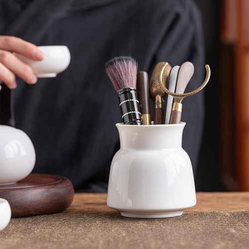 Suet-fat jade porcelain tea ceremony six gentlemen set ebony Kung Fu tea set supplies tea clips tea making tools accessories set