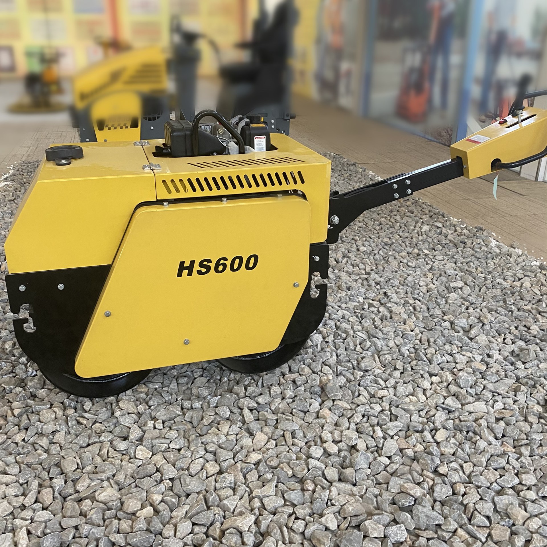 产地货源出口手扶式道路施工压实机 双钢轮柴油液压压路机