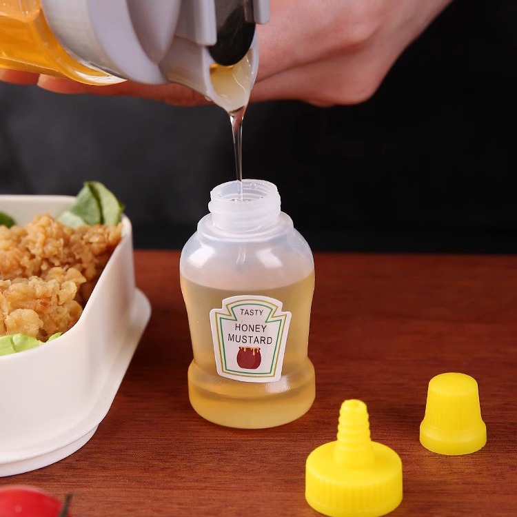 Sauce piquante transfrontalière en bouteille Déjeuner de camping portable Mini assaisonnement de cuisine Boîte scellée Bouteille de sauce à presser_voghion.com