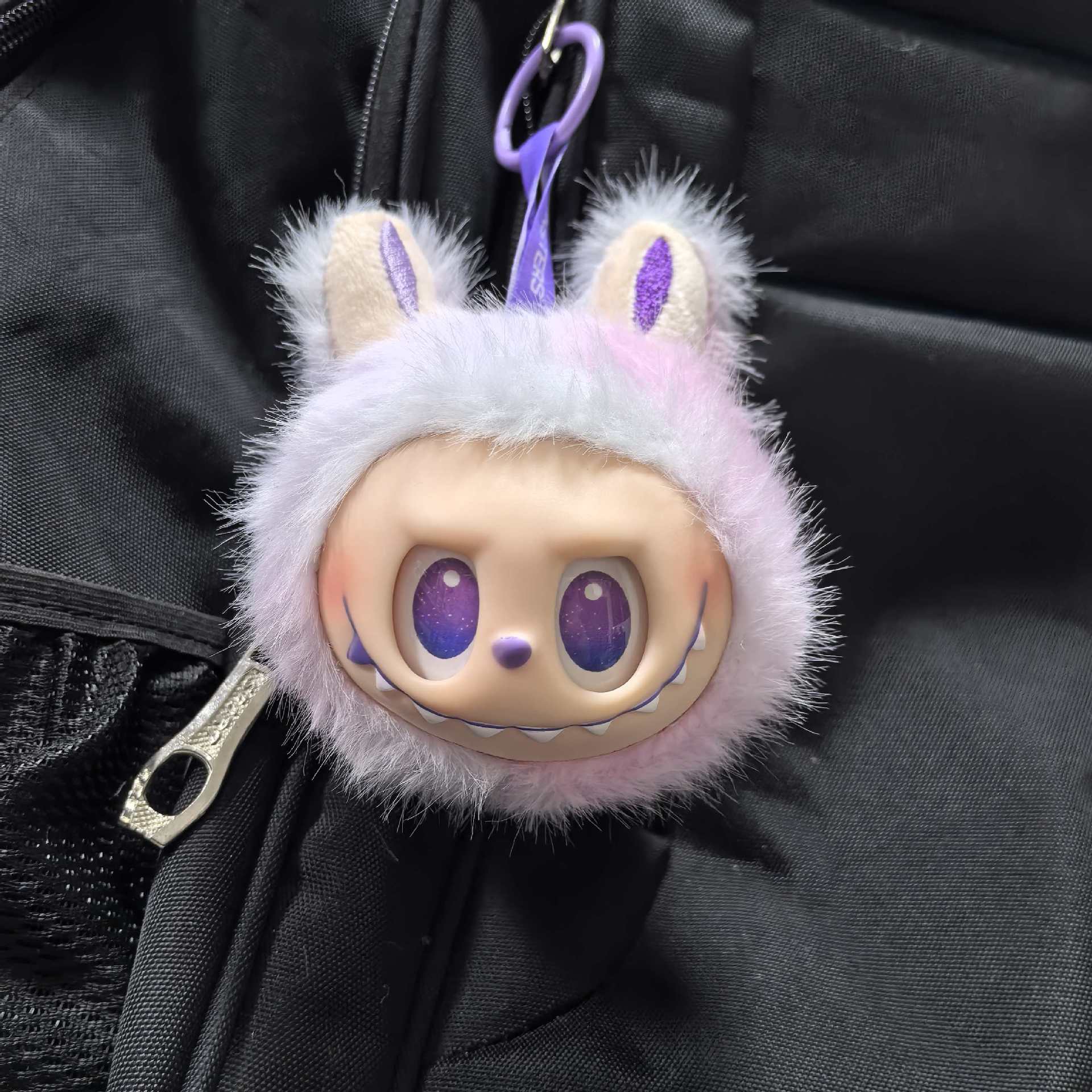 3 generaciones de colgantes de peluche labubu barraca explosiva muñeca conejo pellizco muñeca regalos pellizco música