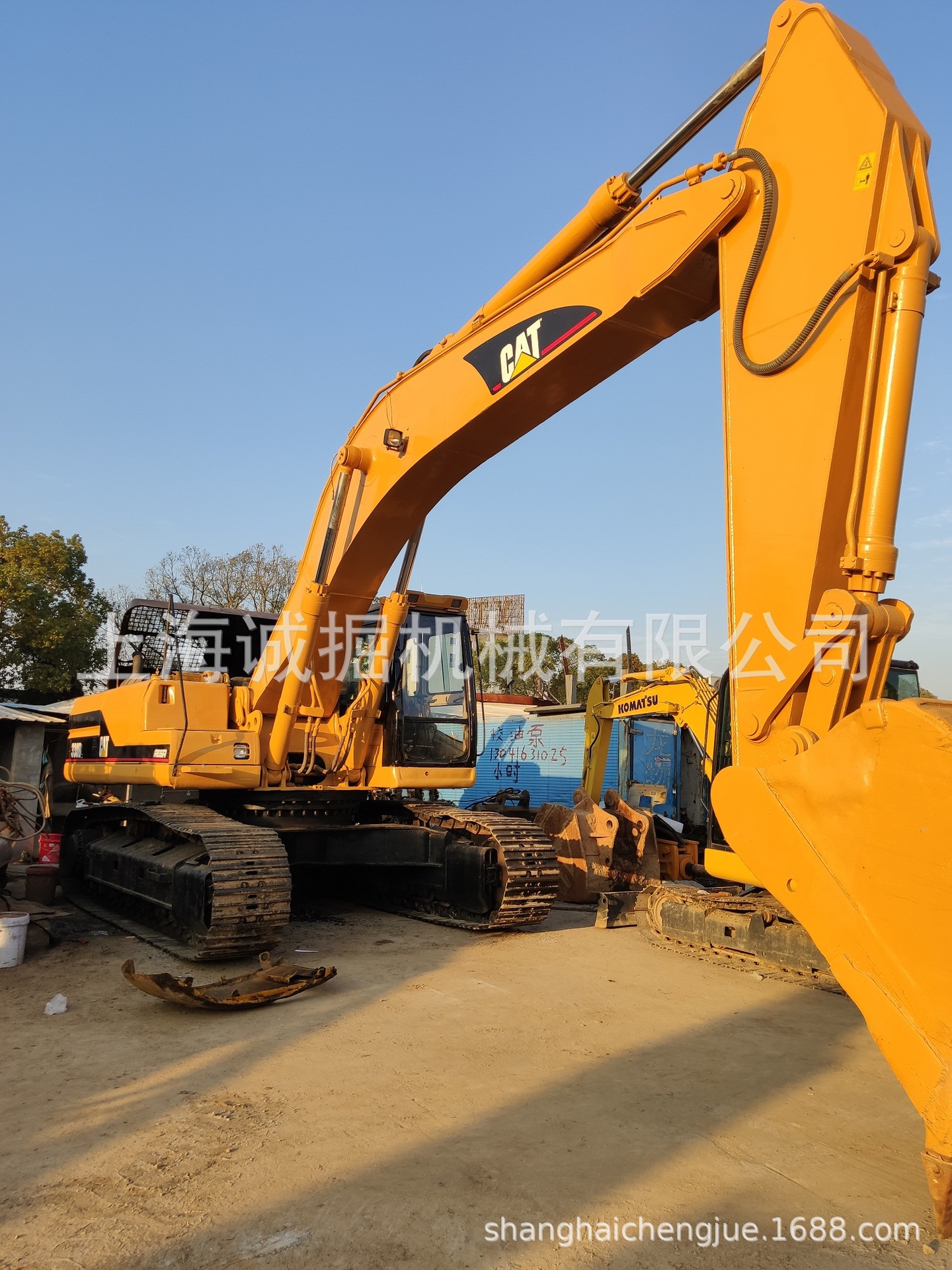 上海厂家现货出售二手卡特Caterpillar 330B挖机，320B挖掘机