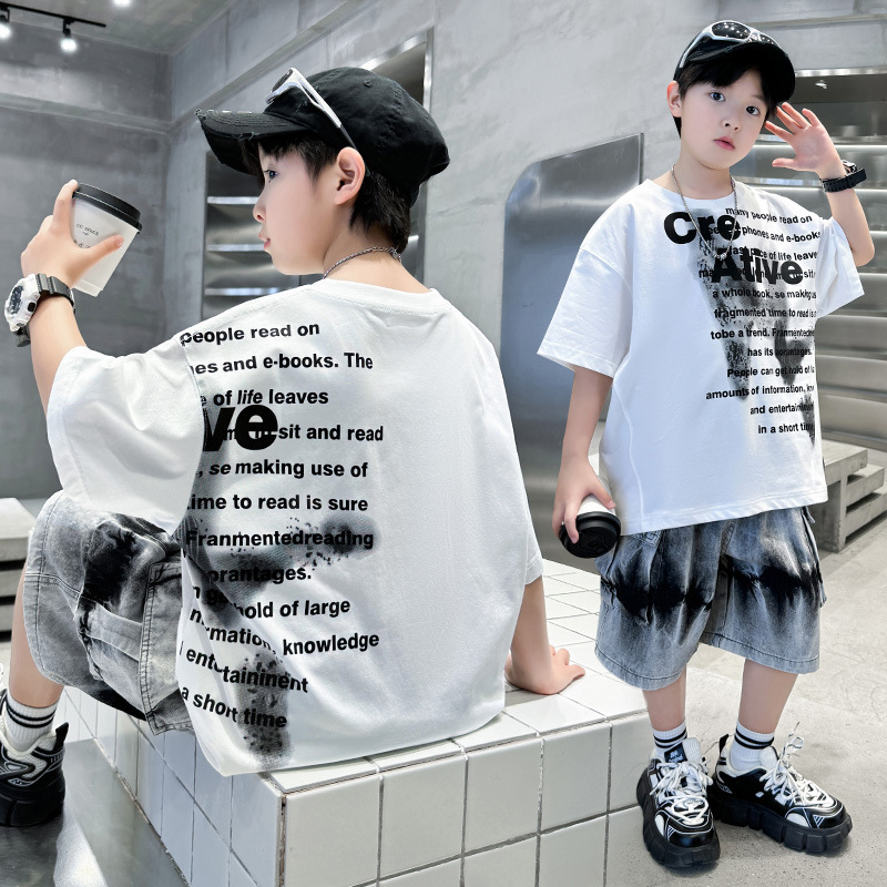 7251 Traje de verano para niños Nuevos pantalones cortos de camiseta de manga corta de moda para niños 2025 Nuevo verano Versión coreana de la calle frita