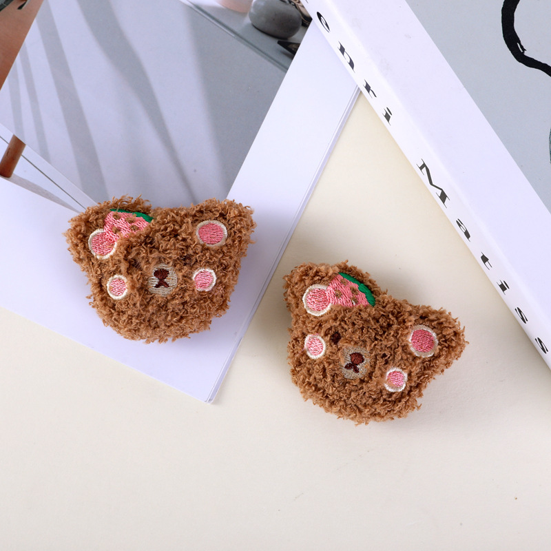 漫画ぬいぐるみブローチかわいいイチゴクマバッグ靴下ピン装飾リストバンド人形アクセサリー|undefined