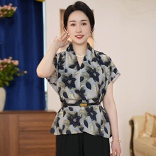 江南故事妈妈夏2025新款女装套装夏季中老年透气减龄两件套女中年