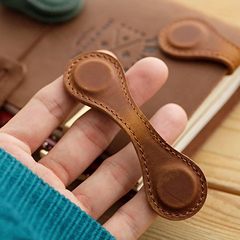 ヨーロッパのレトロなアマゾンの本の皮の磁気は本を吸い込みます。