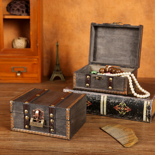 Antique-style jewelry box necklace lockable wooden storage box classic film props decoration storage chest