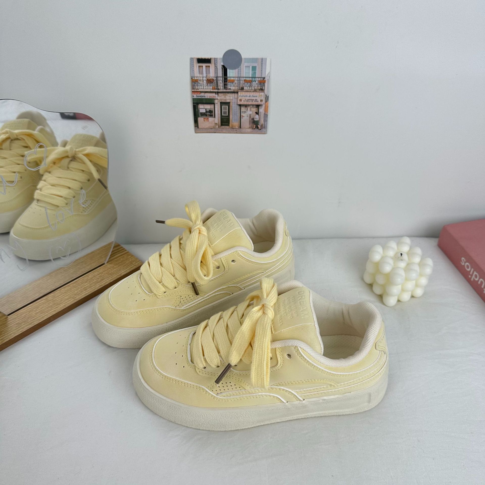 Yuanbo color sólido zapatos de skate casuales de baja altura de mujer versátil 2025 primavera nuevo nicho Harajuku zapatos de lona coreanos image 4