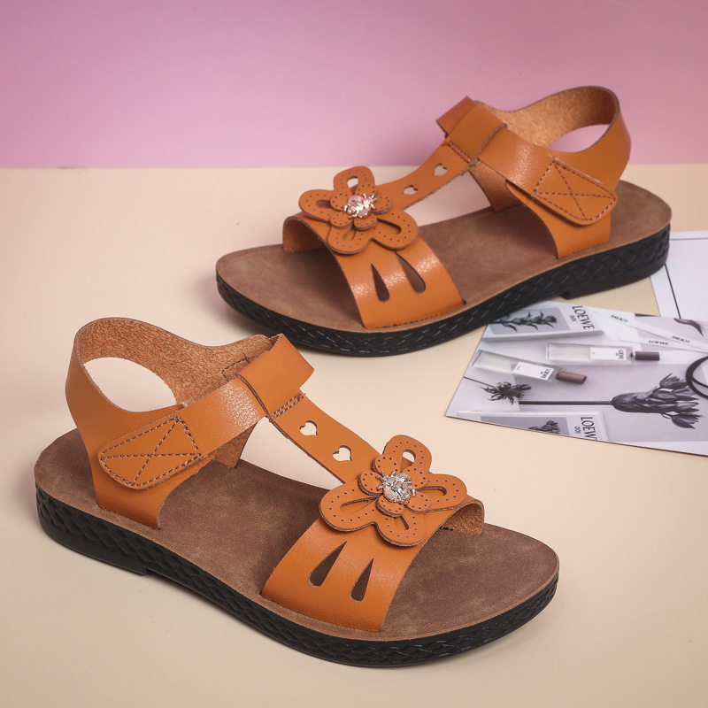 Dép sandal trẻ em đế mềm chống trơn trượt, thoáng khí đi biển và dạo phố — Màu cam, Màu vàng