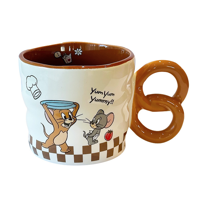 Gato y ratón Taza de mango de doble anillo Taza de agua de desayuno de cerámica Agua potable para el hogar Taza de alto valor para la oficina