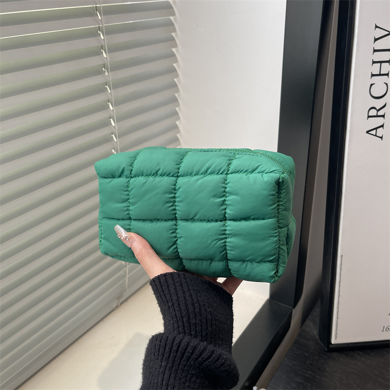 Korean-Style Versatile Fashion Cloud down Makeup Bag with Multi-Color Embroidery Thread, Checkered Clutch Bag, Compact Portable Storage Bag Korean-Style Versatile Fashion Cloud down Makeup Bag with Multi-Color Embroidery Thread, Checkered Clutch Bag, Compact Portable Storage Bag
