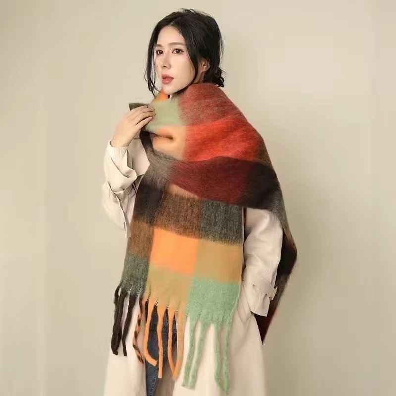 虹の格子のフリンジのマフラーの女性の秋冬の欧米の大きい札の色はカシミヤの馬の毛のマントのようです。|undefined