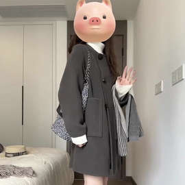 赫本风高级感牛角扣毛呢外套女秋季2025新款小个子中长款呢子大衣