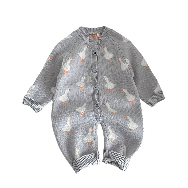 韓国版の乳幼児の春の服の連体の服の男女の赤ちゃんのセーターの新生児の洋気の哈衣は服の外に登ります。